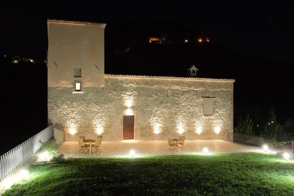 Cerreto di Spoleto Agriturismo Casale La Palombara מראה חיצוני תמונה