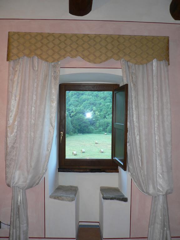 Cerreto di Spoleto Agriturismo Casale La Palombara חדר תמונה