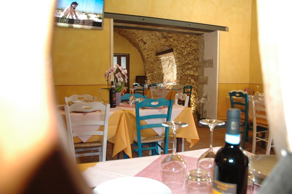 Cerreto di Spoleto Agriturismo Casale La Palombara מראה חיצוני תמונה