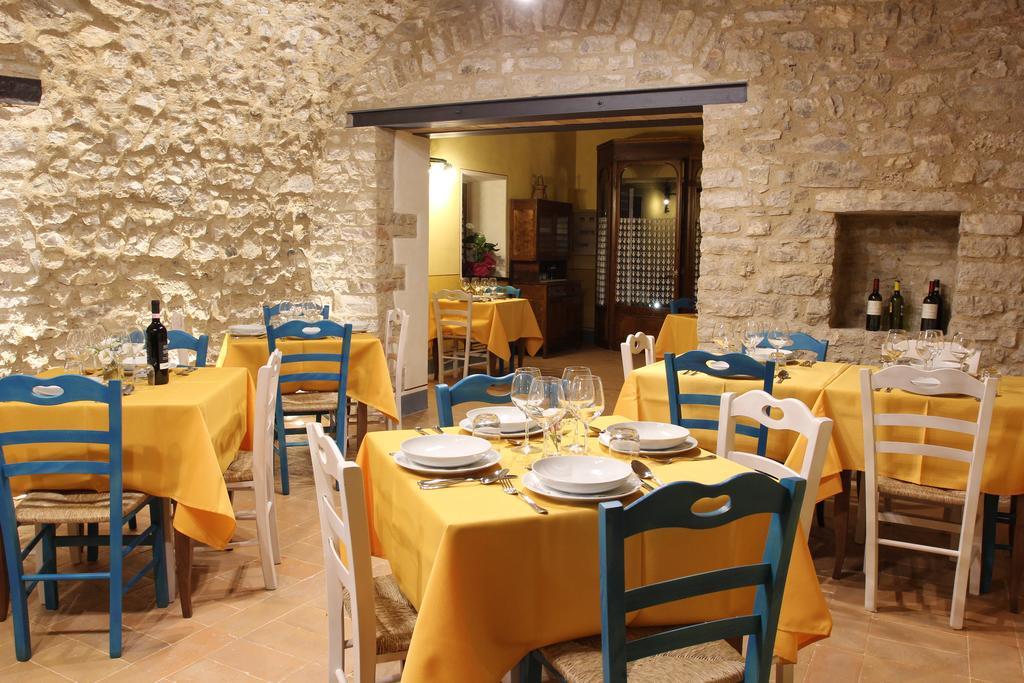 Cerreto di Spoleto Agriturismo Casale La Palombara מראה חיצוני תמונה